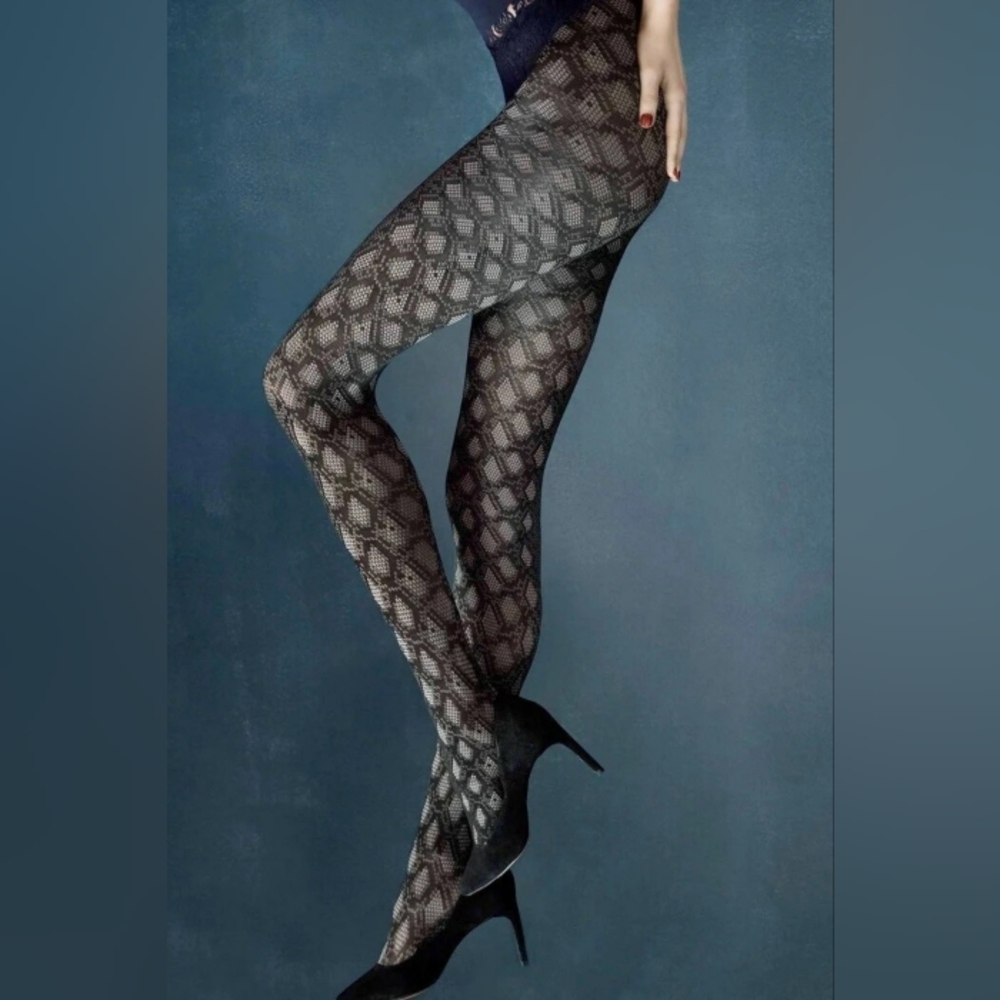 Fiore Brand Geometric Patterned Hosiery